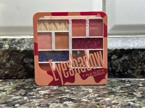 SEVENCOOL Fashion Makeup 12 Colours Eyeshadow Palette