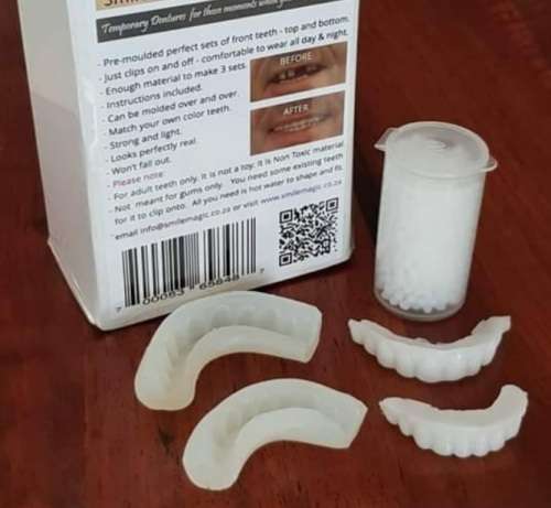 INSTANT SMILE VENEER KIT