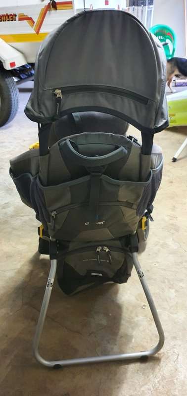 Baby backpack carrier