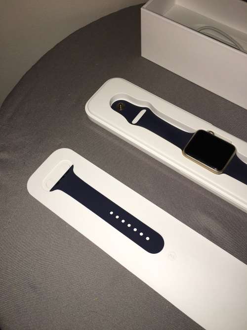 Apple Watch Series 1 Sport 42mm Gold Aluminium Midnight Blue