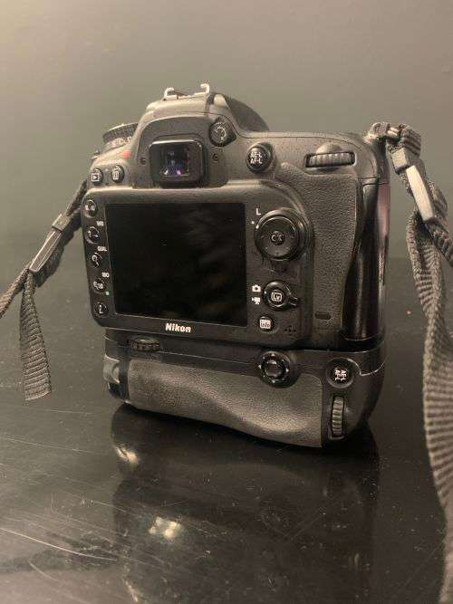 Nikon D7100 + Accessories