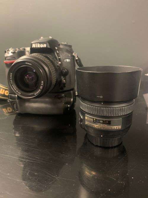 Nikon D7100 + Accessories