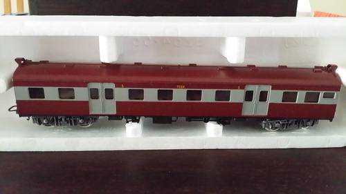 SAR 3rd Class Lima Subirban coach mint and boxed