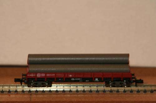 N Guage Fleishmann wagon with heavy pipe load