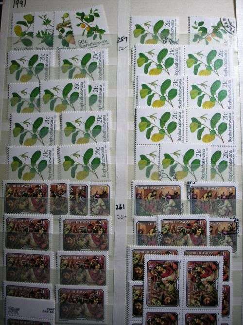 STOCKBOOK,8 PAGES - CLEAN - MINOR FAULTS) - BOPHUTHATSWANA -1990/1993 - OVER 200 PERFECT MNH SETS!!