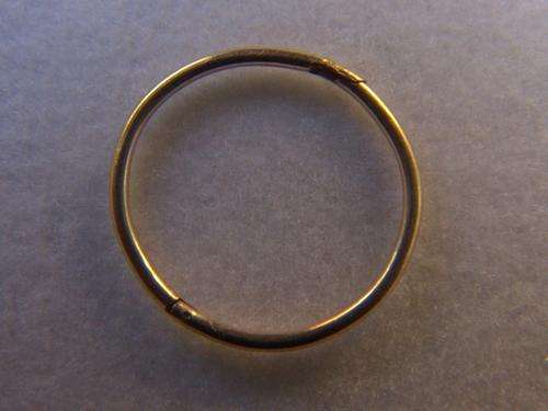 9ct Gold Single Round earing!!!!
