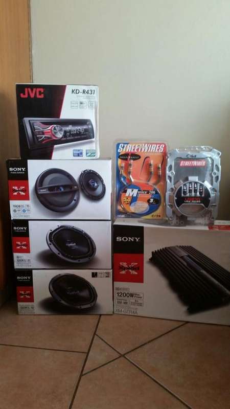 Sony Xplod car sound package
