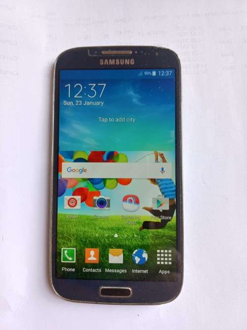 Samsung Galaxy S4 Smart phone I9505