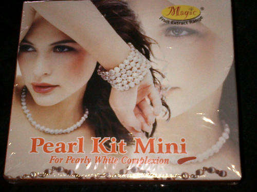 BARGAIN IN A BOX :Pearl Fairness Whitening Facial Kit