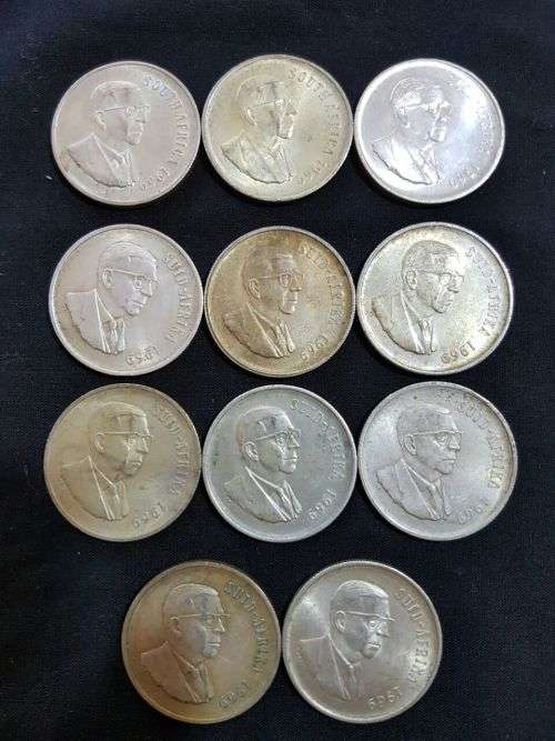 Silver 11 x 1969 South Africa Silver R1. Circulated