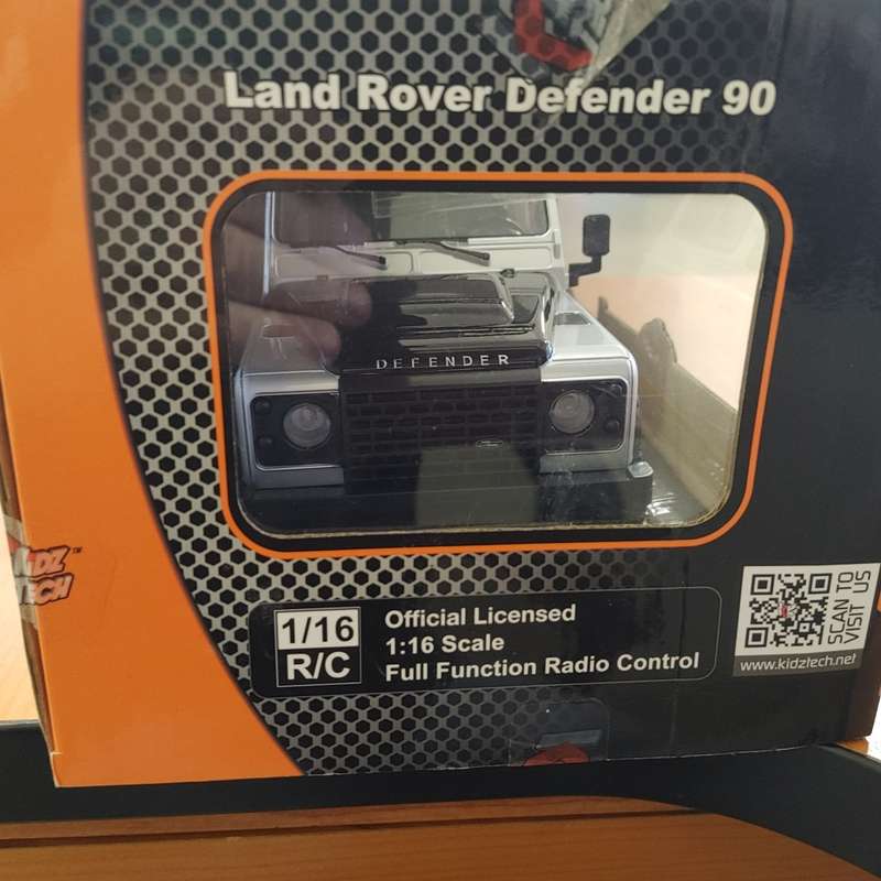 Land Rover Defender 90 r/c 1:16