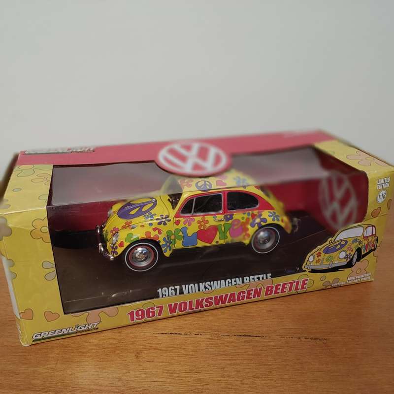 1967 Volkswagen Beetle Hippie Limited Edition 1:18