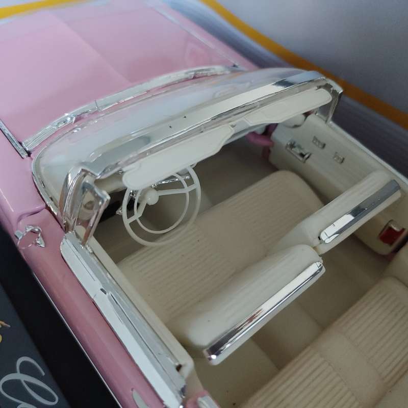 1959 Cadillac Eldorado Biarritz 1:18 Maisto