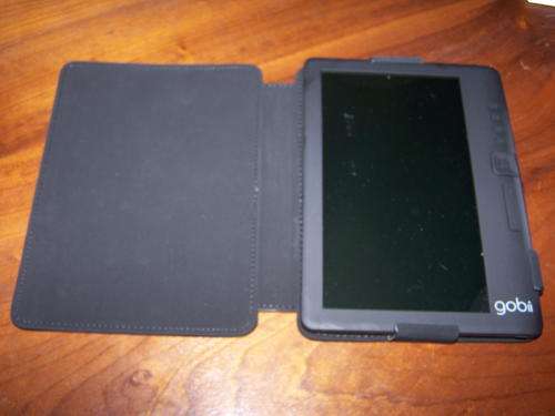 GOBII 7" E READER IN LEATHER CASE - AS GOOD AS NEW