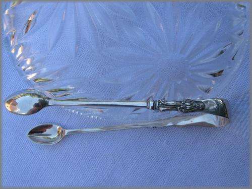 Sugar tongs. Art Nouveau silver plated in excellent condition. B D&A