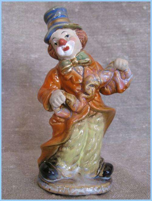 Clown figurine. Vintage. Mint cond. Height 17cm.