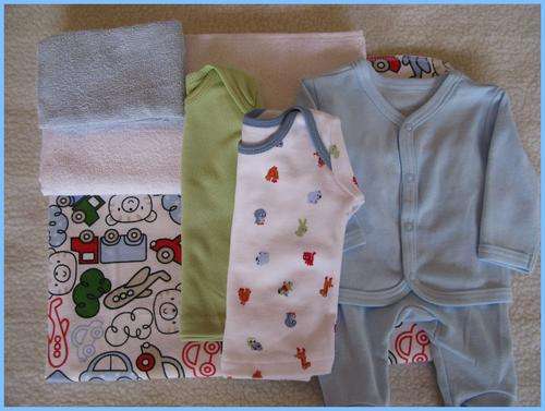 Newborn gift pack. Boy's set & receiving blanket. TOP QUALITY NEW.