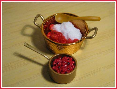 Doll cooking berries set. Re ment miniature. NEW from Japan.