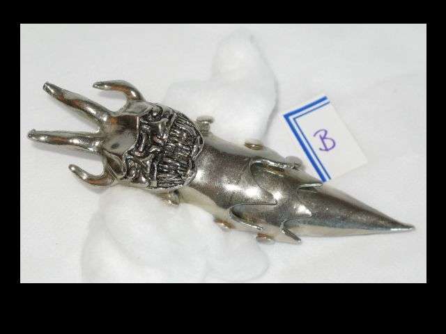 GOTH finger armour ring. Articulated 4 segments