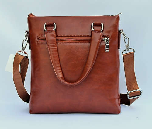Classic!!!High Quality Large Capacity Messenger Bag in Brown