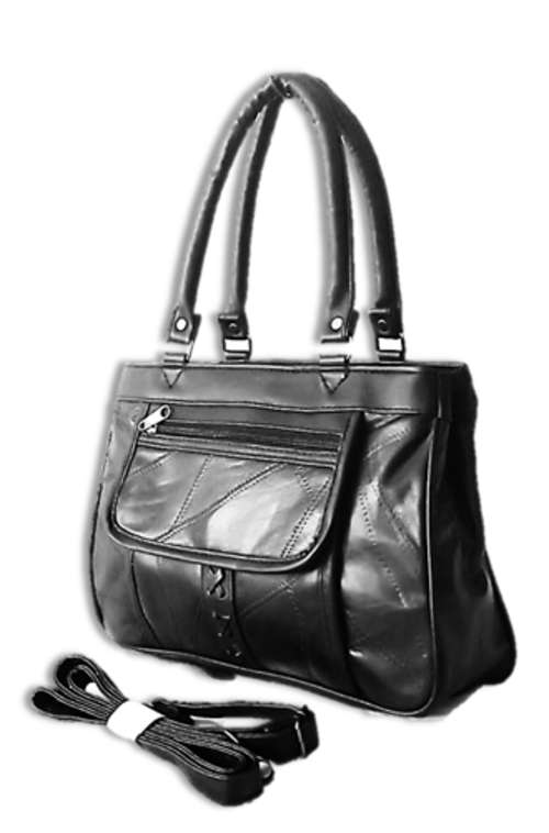 GORGEOUS  LEATHER HANDBAG  IN BLACK