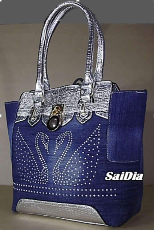 DAZZLING DENIM HANDBAG IN DARK BLUE WITH SILVER TRIM AND DIAMENTE' STUD  - BRAND NEW!!!