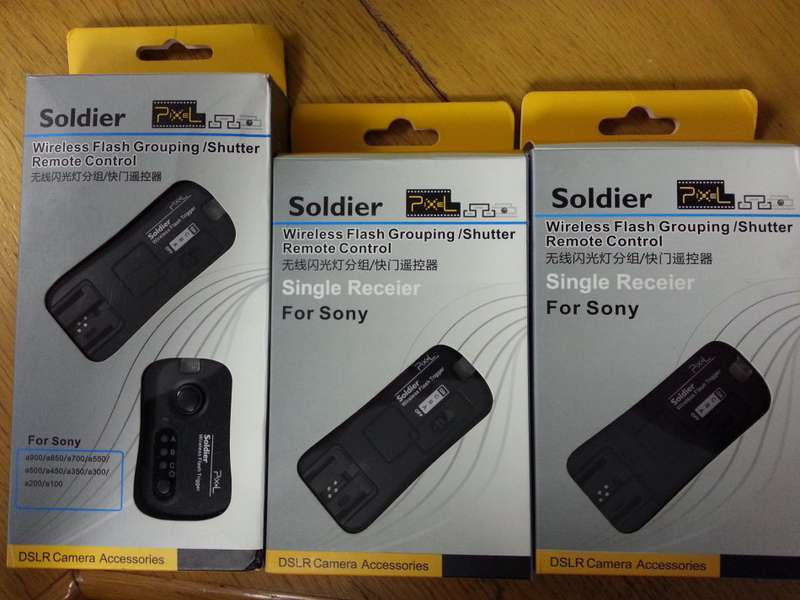 TF373 Flash Trigger for Sony 1 Transmitter 3 Receivers