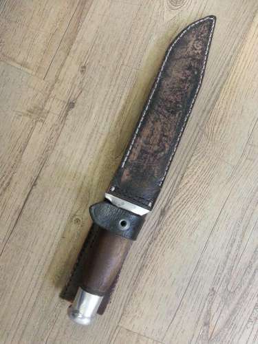 Large Hunting Knife with Leafspring blade