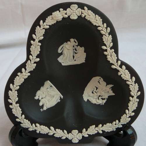 Black Wedgwood Jasper Ware Clover Leaf Shaped Pin Dish