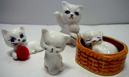 4 Cute Kittens