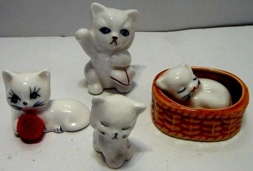 4 Cute Kittens