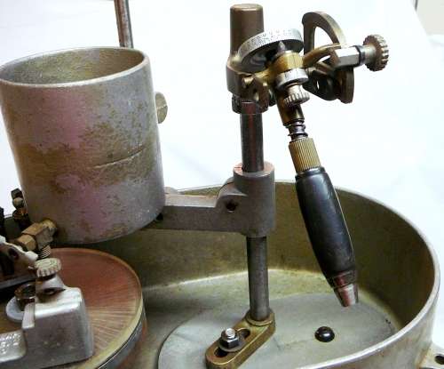 Vintage Lee Lapidary Faceting Machine