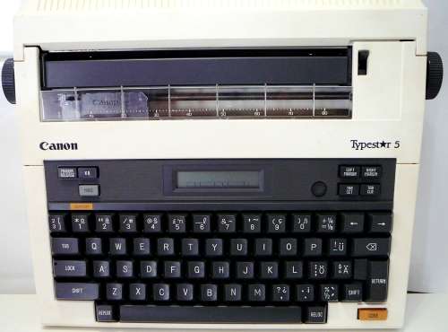 Canon Typestar 5 Portable Electric Typewriter in Carry Case