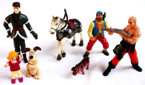 A Selection of 7 Plastic Toy Figures
