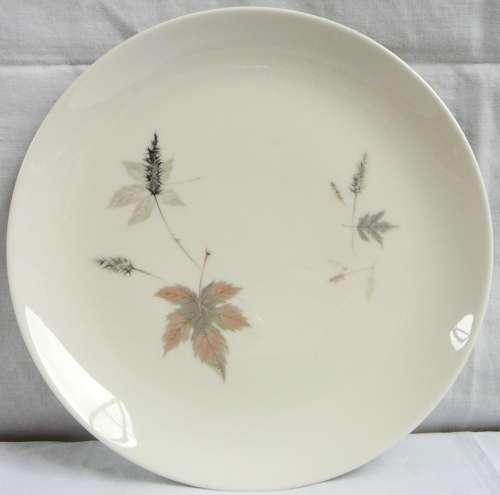 Set of 6 Royal Doulton Dinner Plates - Tumbling Leaves TC 1004