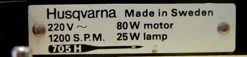 A Husqvarna 2000 Sewing Machine Model 64 40 - Not Tested