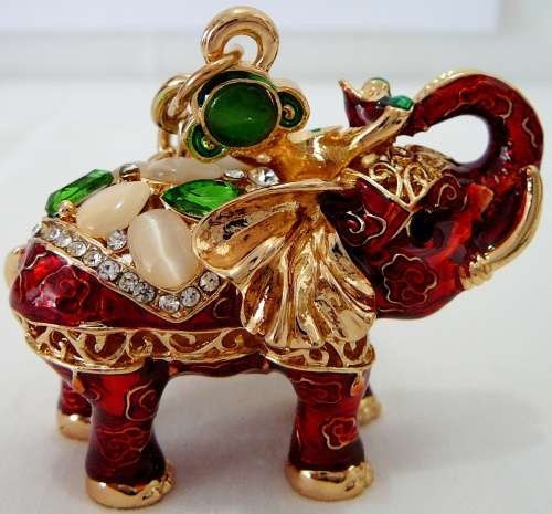A Very Glitzy Indian Elephant Key Chain\ Handbag Charm