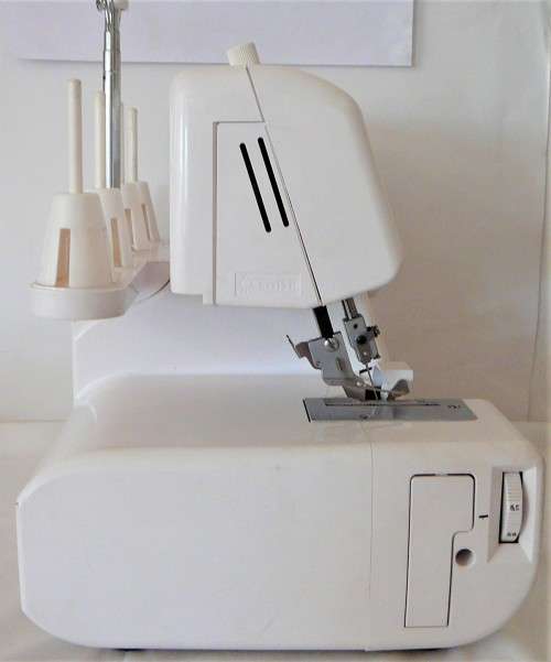 A 4 Thread  Elna Overlocker Model 624DSE - Not Working