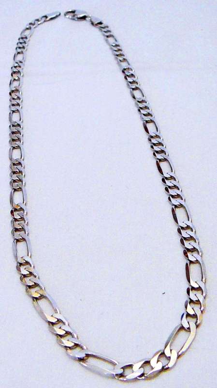 A Superb Sterling Silver Gents Necklace Chain
