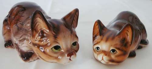 3 Adorable Tabby Cats - Elweco Japan