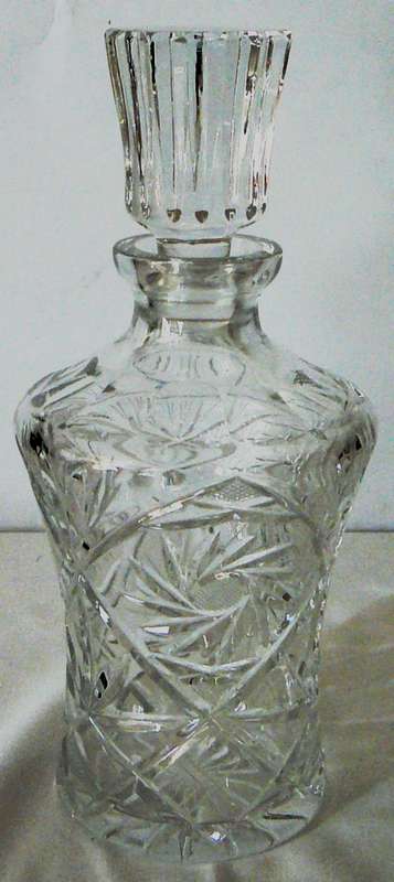 A Very Attractive Vintage Crystal Decanter