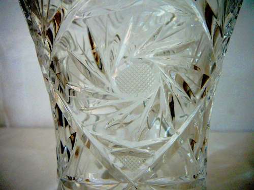 A Very Attractive Vintage Crystal Decanter