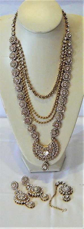 An Exquisite Set of Indian Style Wedding Jewelry