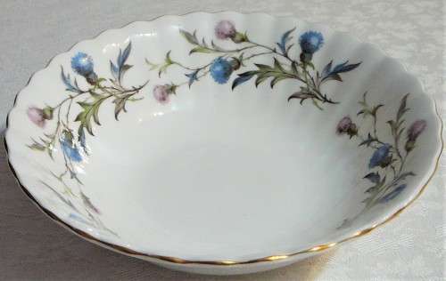 A 32 Piece Royal Albert Set - 'Brigadoon'