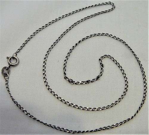 A Delicate Sterling Silver Necklace Chain