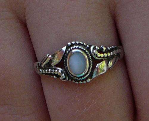 Cute Silver 925 Ring with Opaque White Stone