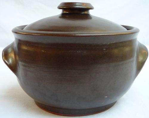 Brown Casserole Dish and Lid