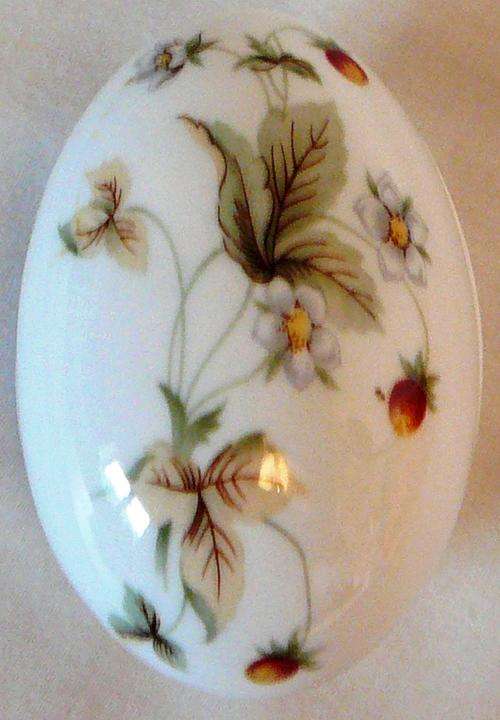 Fine China Egg Trinket Box by Royal Doulton