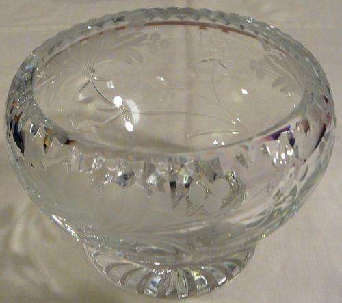 Stunning Lead Crystal Rose Bowl complete with Flower Holder