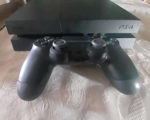 PS4 1TB console